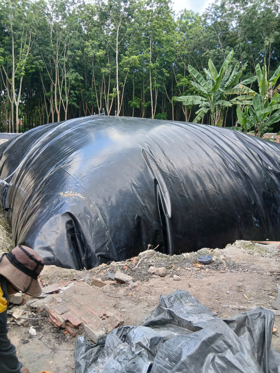 Thi công hầm biogas bằng giải pháp túi biogas